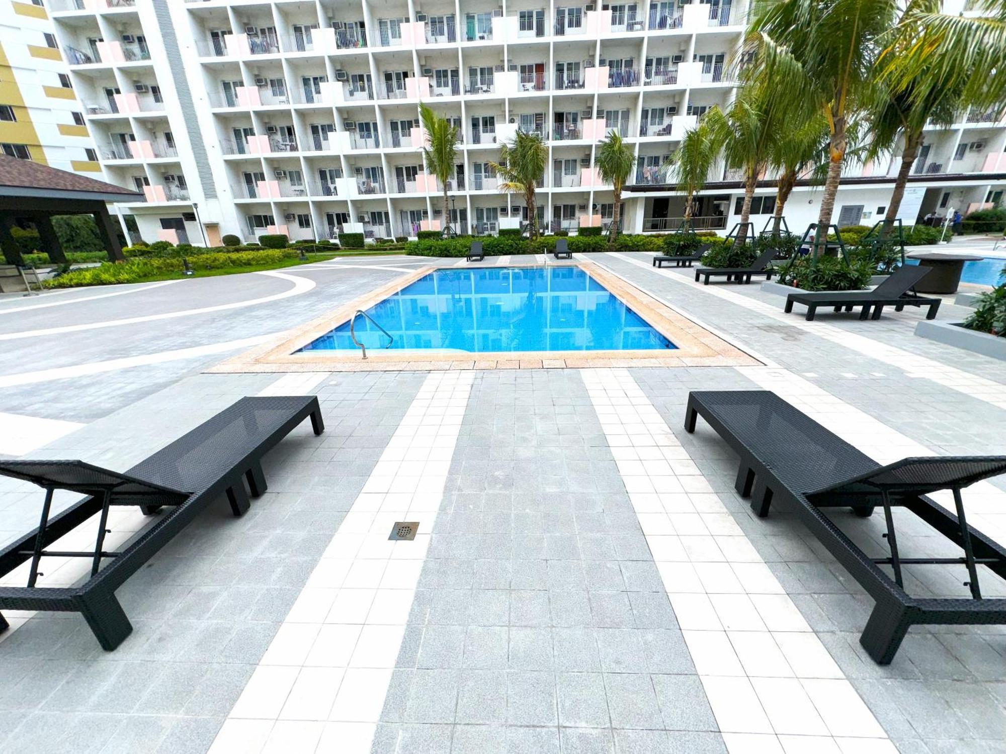 Casa Salcedo - Field Residences Paranaque City Bagian luar foto